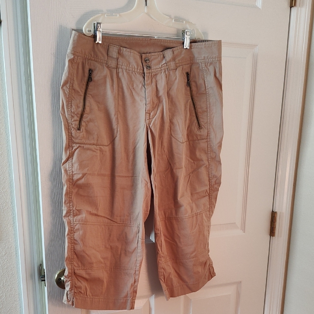 Koppen Tan Capris for Women